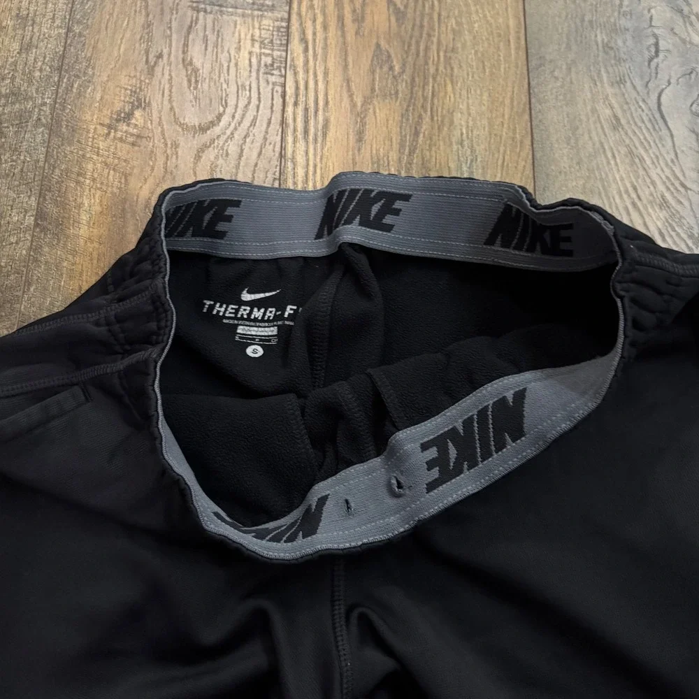 Nike Therma-FIT Mens S Training Pants Black Fleece Lined Straight Leg Pocket